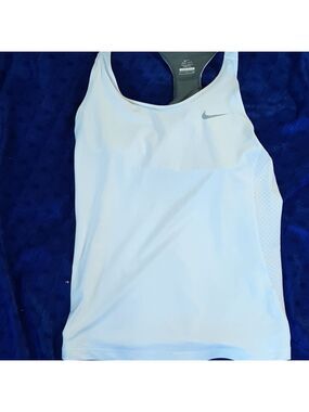 Nike dri fit tank with bra S
